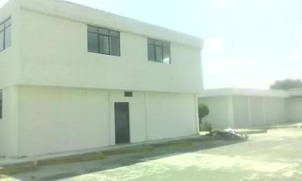 Edificio en Venta y Renta en Rincon de San Lorenzo, Toluca, México