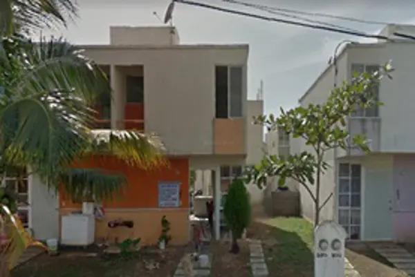 Casa en venta en La Guadalupana, Solidaridad, Quintana Roo