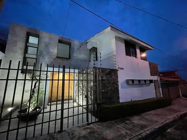 Casa en Venta en La Calera, Puebla, Puebla