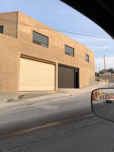 Bodega en Venta en San Jose El Alto, Querétaro - Espacio Industrial con Acceso para Camiones