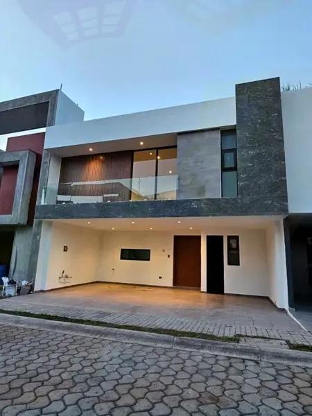 Casa en Venta en Lomas de Angelópolis, San Andrés Cholula, Puebla