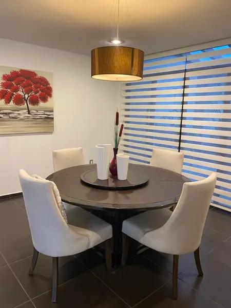Casa en Venta en Tejeda, Corregidora con 4 Recámaras y Jardín