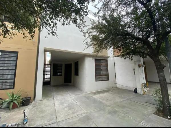 Casa en Venta en Santa Cecilia, Apodaca, Nuevo León