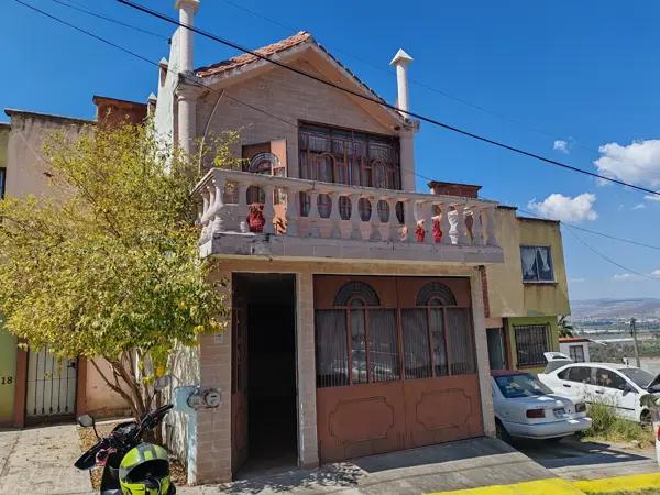 Casa en Venta en Laureles Eréndira, Tarímbaro, Michoacán de Ocampo