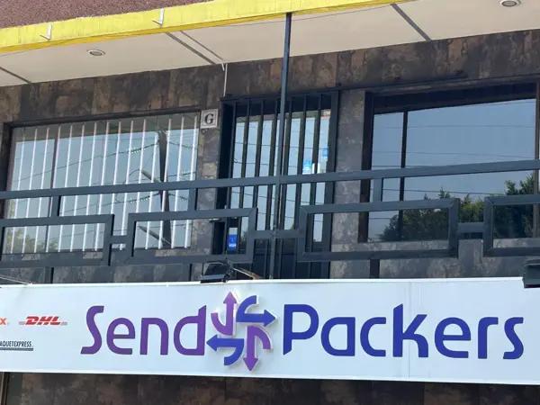 Oficina o  consultorio en renta en Canal de Miramontes