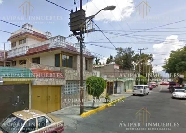 Casa en Venta en Unidad Vicente Guerrero, Iztapalapa, Ciudad de México