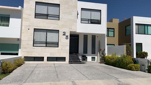 Casa en Venta en Cumbres del Cimatario, Huimilpan, Querétaro