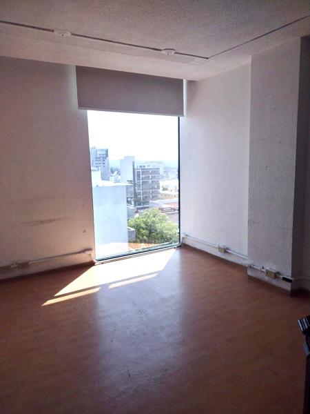 Oficina en Renta en Av. Juárez, Puebla: Espacio Comercial a Tu Alcance