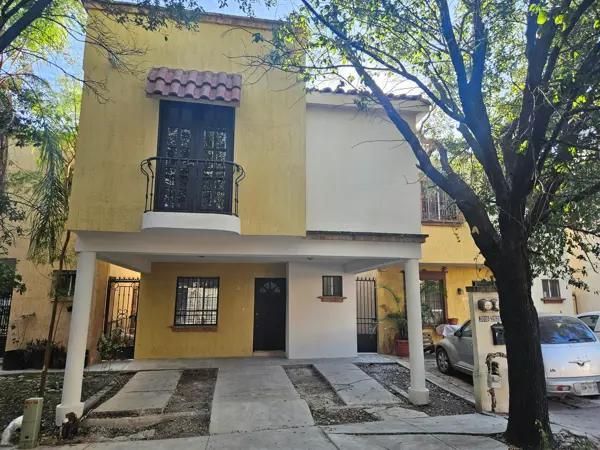 Casa en Venta en Privada San Carlos, Guadalupe, Nuevo León