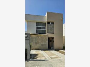 Casa en renta en Crystal Lagoons, Apodaca, Nuevo León