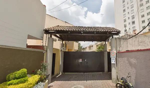 VENTA DE FABULOSA CASA EN JESÚS DEL MONTE, HUIXQUILUCAN EDO DE MEX