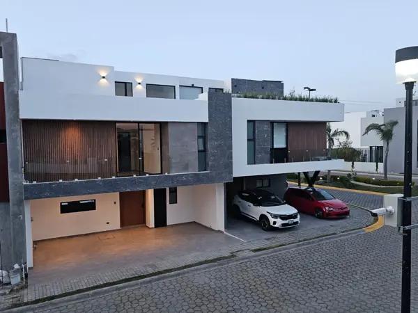 Casa Nueva en Venta, Lomas de Angelópolis, San Andrés Cholula, Puebla
