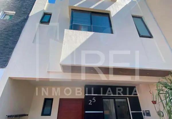 Casa en Venta en Valle de San Isidro, Zapopan: Oportunidad Habitacional en Jalisco