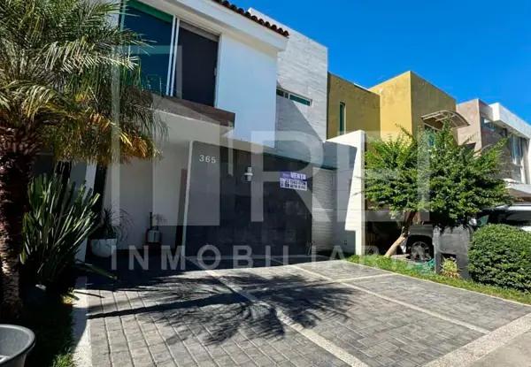 Casa en Venta en Nueva Galicia Residencial, Tlajomulco de Zúñiga, Jalisco Casa en Venta en Nueva Galicia Residencial, Tlajomulco de Zúñiga, Jalisco