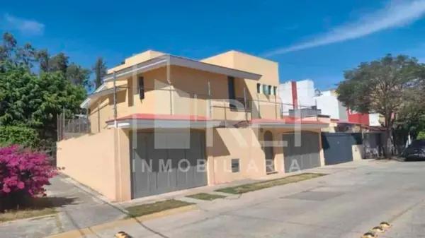 Casa en Venta en Paseos del Sol, Zapopan, Jalisco