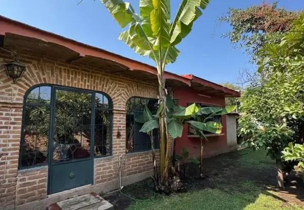 Casa en Venta en San Diego, Tlajomulco de Zúñiga, Jalisco - Espaciosa con Amplios Terrenos