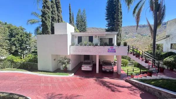 Casa en Venta en Las Cañadas (Bosques de San Isidro), Zapopan, Jalisco