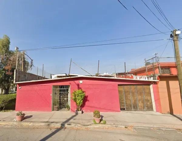 Casa en Venta en José María Morelos y Pavón, Coacalco de Berriozábal, México