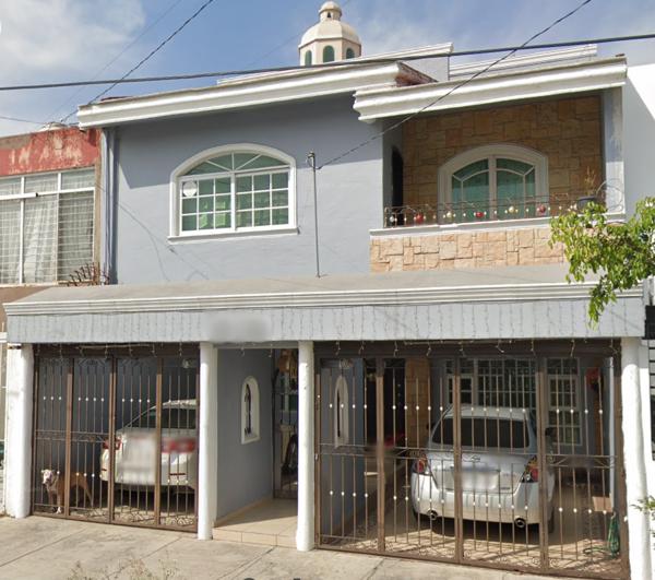 VENTA DE PRECIOSA CASA EN TABACHINES, ZAPOPAN, JALISCO.