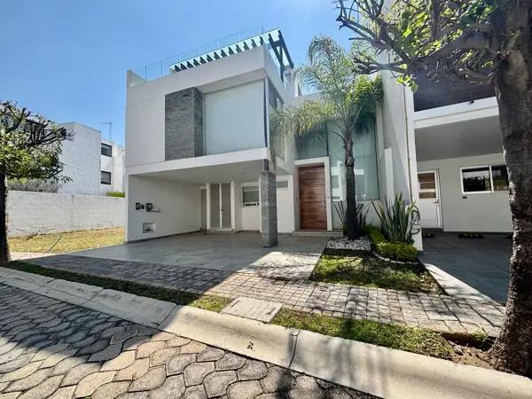 Casa en Renta, Parque Guanajuato Lomas de Angelópolis, San Andrés Cholula, Puebla