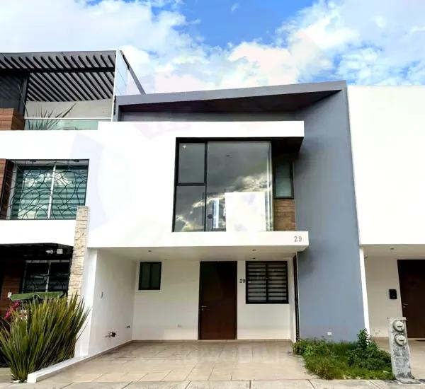 Casa en Renta en La Antigua Cementera Puebla