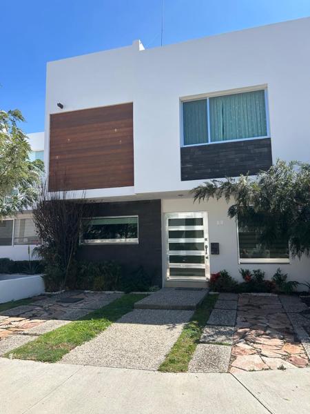 Casa en Venta en Cañadas del Lago, Corregidora, Querétaro
