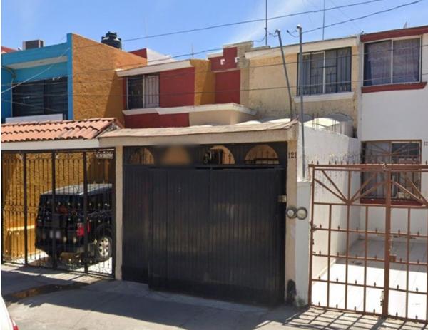 VENTA DE GRANDIOSA CASA EN HUENTITÁN, GUADALAJARA