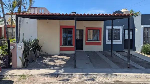 Casa en Venta en Tabachines, Villa de Álvarez, Colima