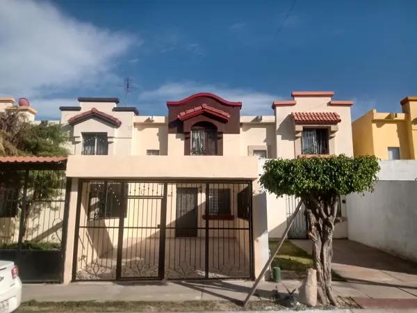 Casa en renta en Urbi Quinta Montecarlo, Tonalá, Jalisco