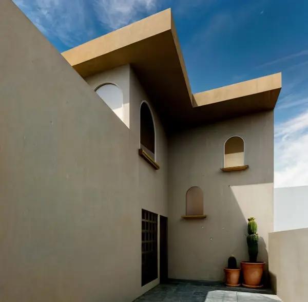 Casa en Venta en S.N.T.E., Puebla, Puebla - Amplia Residencia Habitacional