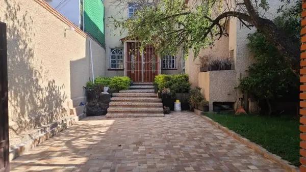 Casa en Venta en San Lorenzo Atemoaya, Xochimilco, Ciudad de México