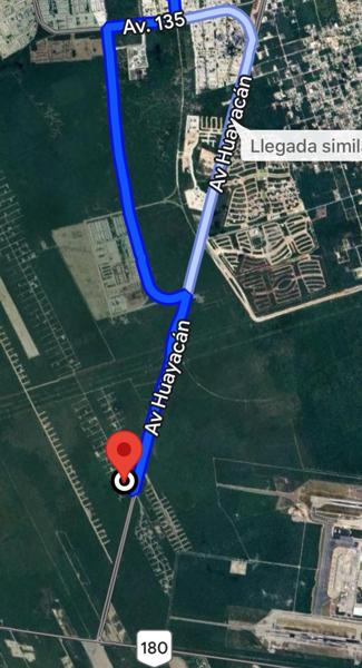 Terreno en Venta sobre Avenida entrando por Avenida Huayacan-Cancún, Quintana Roo