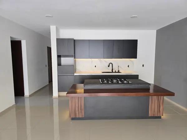 Departamento Amplio en Renta en Felix Ireta, Morelia, Michoacán