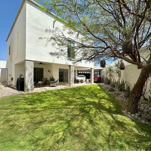 Casa en Venta en Rincón las Trojes
