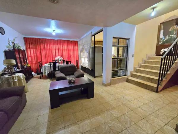 Casa en venta en Vasco de Quiroga, Morelia, Michoacán de Ocampo