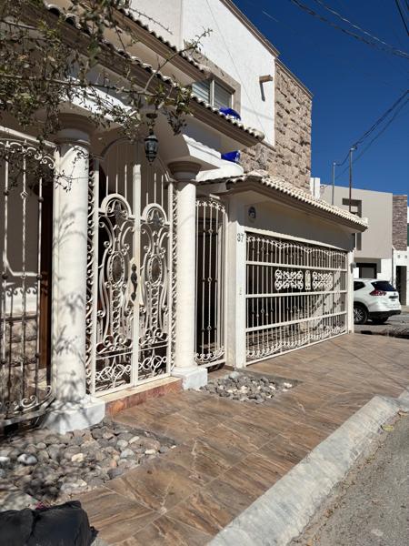 Casa en venta en Quintas San Isidro, Torreón, Coahuila de Zaragoza