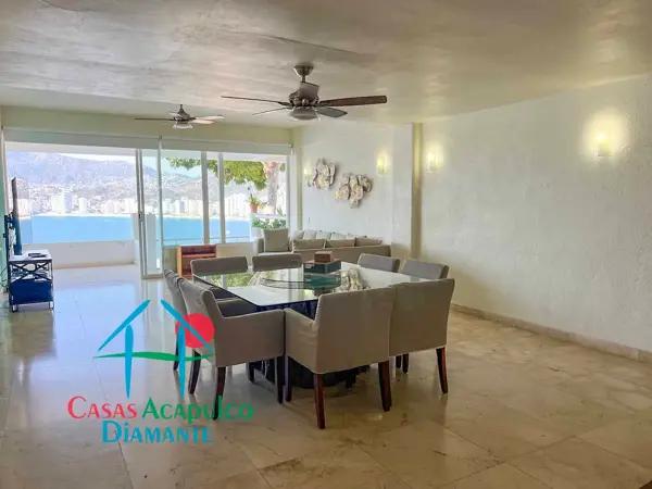 Elegante departamento con terraza y vista al mar