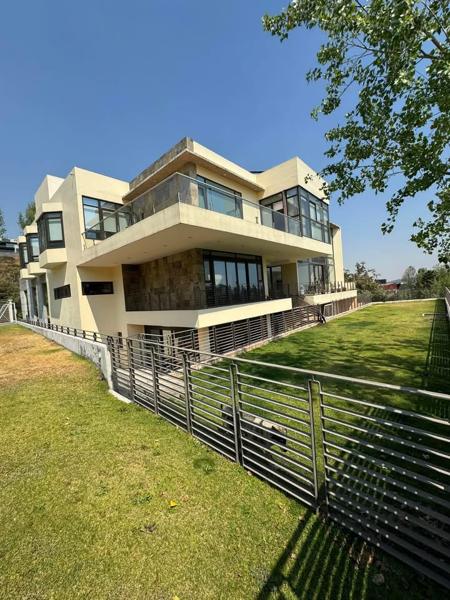 Casa en Venta en Bosque Real, Huixquilucan, México