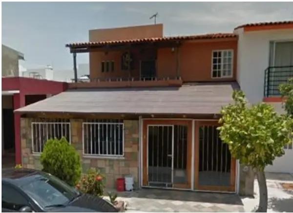 Casa en Venta en Sol del Pacifico, Manzanillo: Comodidad y Ubicación Estratégica