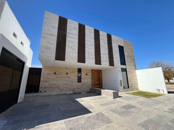 Casa en venta en Real del Nogalar, Torreón, Coahuila de Zaragoza Casa en venta en Real del Nogalar, Torreón, Coahuila de Zaragoza
