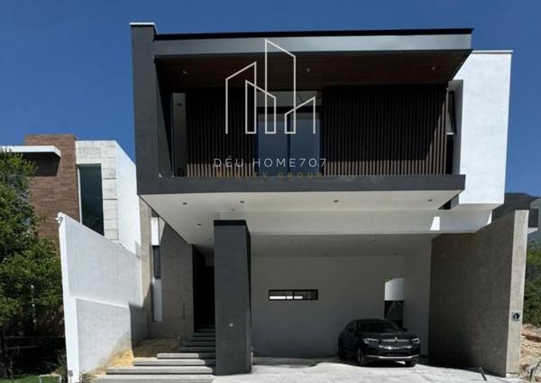 Casa en Venta en Santa Isabel, Monterrey, Nuevo León