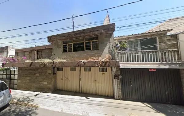 Casa en Venta en Campestre Churubusco, Coyoacán, Ciudad de México. RECUPERACIÓN INMOBILIARIA