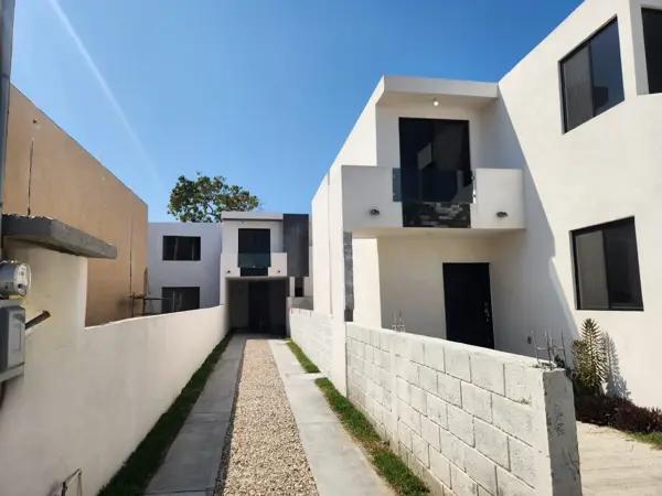 Casa en Venta en Jardines de Champayán 1, Tampico, Tamaulipas
