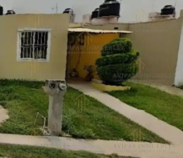 CASA EN FRACC. 4 ESTACIONES, (VALLE DORADO INN-9, TLAJOMULCO, JALISCO CASA EN FRACC. 4 ESTACIONES, (VALLE DORADO INN-9, TLAJOMULCO, JALISCO