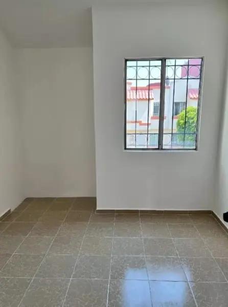 BONITA Y AMPLIA CASA, EXCELENTE UBICACIÓN EN URBI VILLA DEL CAMPO. CERCA AL AIFA Y CDMX -NO CRÉDITOS