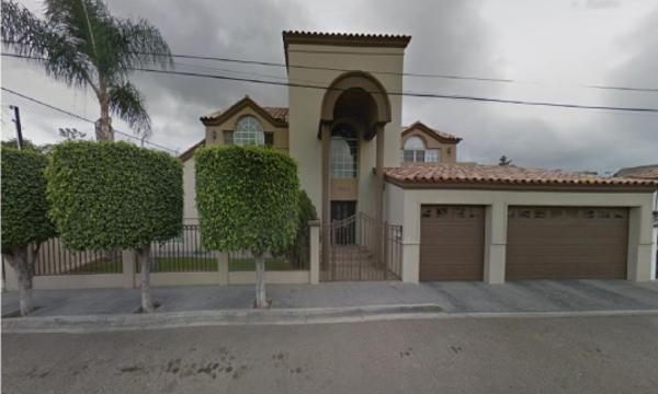Lujosa y gran Casa en Venta en El Paraiso, Tijuana, Baja California