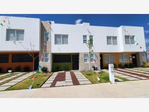 Casa en venta en Real Castillejo, Tarímbaro, Michoacán de Ocampo