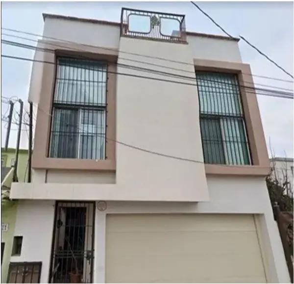 Casa en Venta en La Fuente, Playas de Rosarito, Baja California