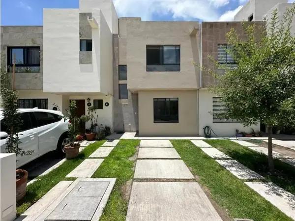 CASA EN VENTA EN RINCONES DEL MARQUES, EL MARQUES, QUERETARO
