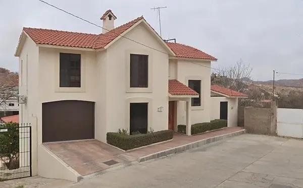 CASA EN VENTA EN DEL PARQUE RECUPERACIÓN INMBILIARIA